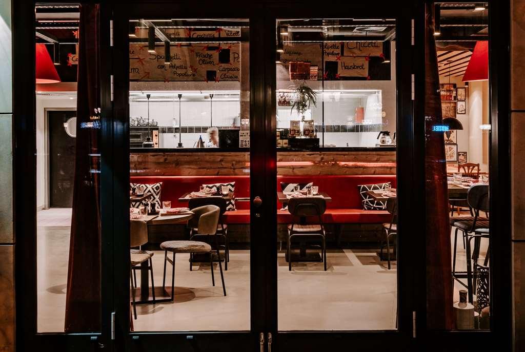 Отель Vienna House Easy By Wyndham Muenchen Ресторан фото